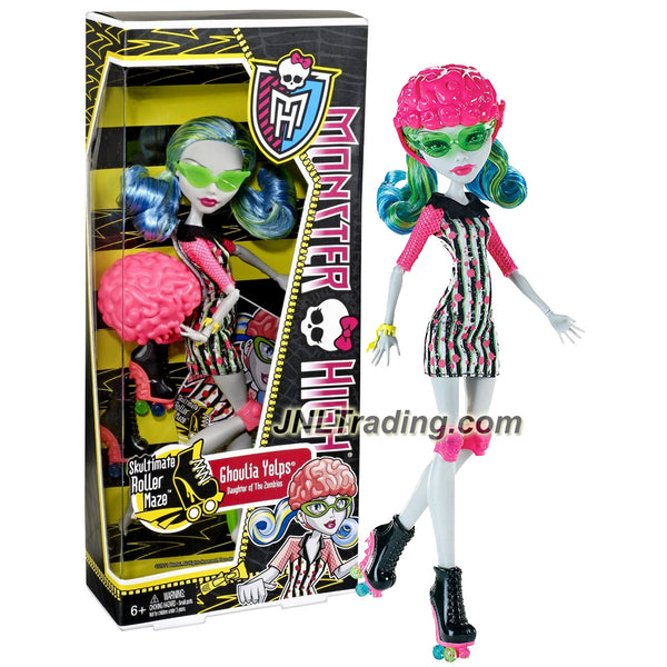 Mattel Year 2011 Monster High Skultimate Roller Maze 10 Inch Doll - Ghoulia  Yelps Daughter of the Zombies with Helmet, Roller Blade and Doll Stand