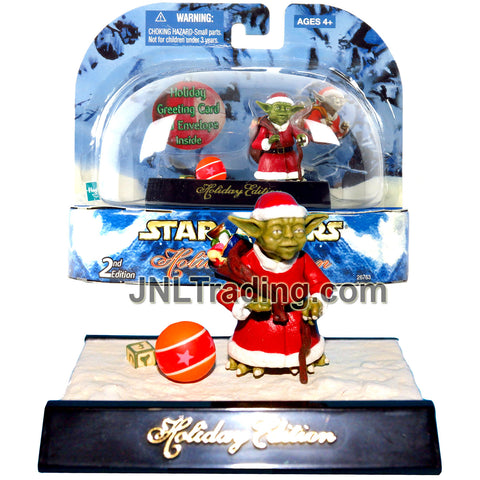 Year 2003 Star Wars Holiday Edition Series 2 Inch Tall Figure - YODA with Gift Bag, Basketball and Display Base